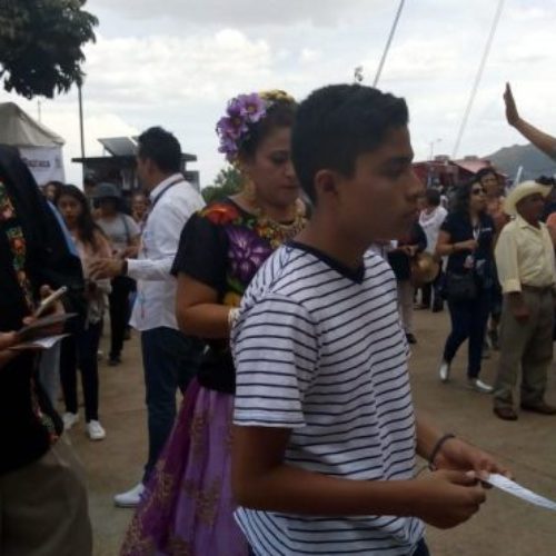 Revenden boletos para la Guelaguetza hasta en 2 mil
pesos