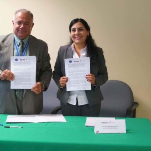 El IOAM y la CDIH Oaxaca firman convenio de colaboración
para atender a migrantes Oaxaqueños en EU