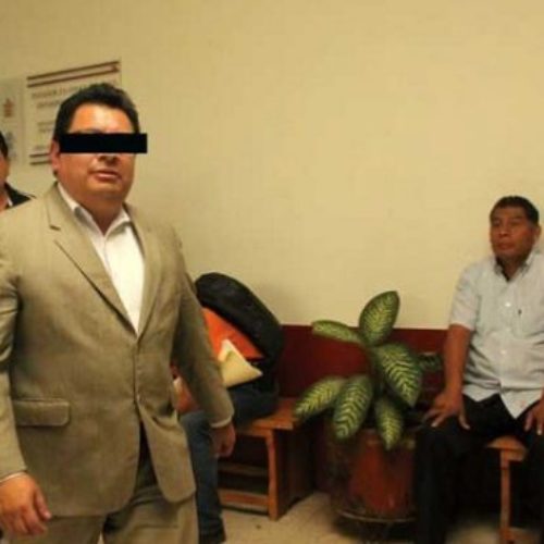 Liberan a Moreno Alcántara acusado de tráfico de concesiones
en el Gobierno de Gabino Cué