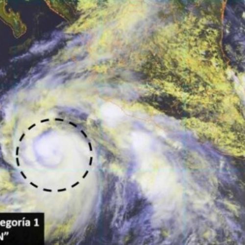 ‘John’ ya es huracán categoría 1; se localiza al suroeste de
Manzanillo