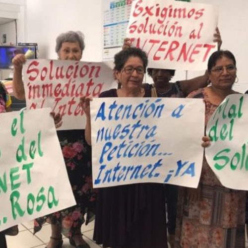 Costeños exigen restablecimiento del servicio Telmex
