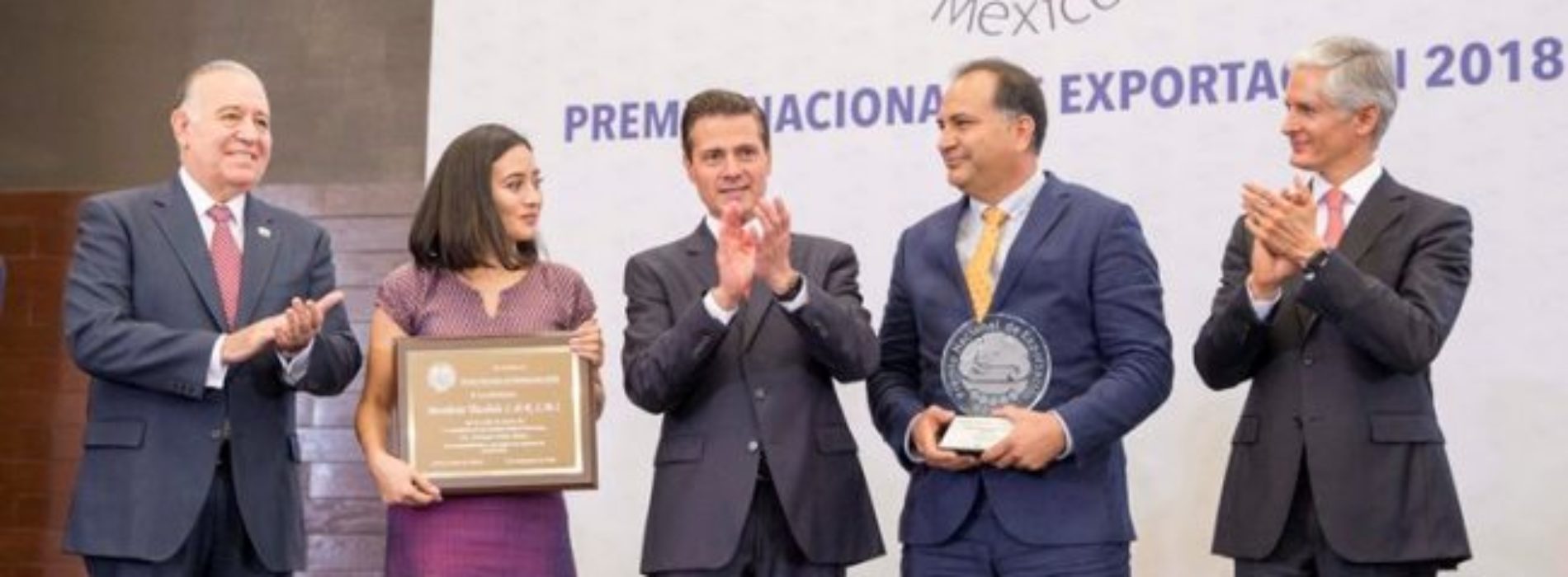 Destilería oaxaqueña obtiene Premio Nacional de Exportación
2018