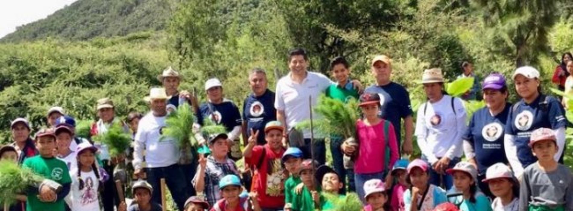 Participa la sociedad civil y la SEMAEDESO por un Oaxaca
sustentable: José Luis Calvo