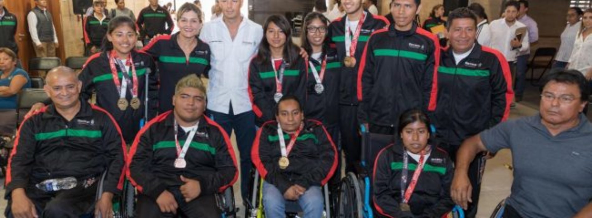 Entrega Gobierno de Oaxaca 225 mil pesos en estímulos a
medallistas de Paralimpiada Nacional 2018
