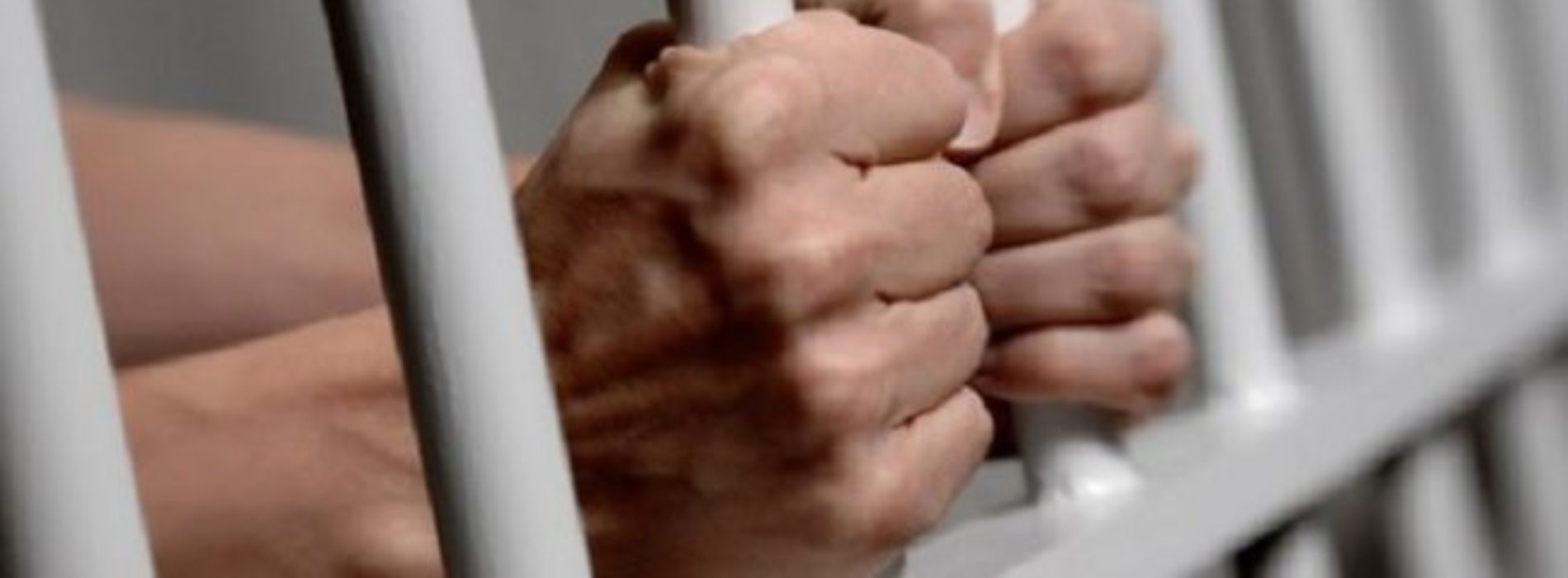 Logra Fiscalía General sentencia condenatoria por 60 años a
feminicida