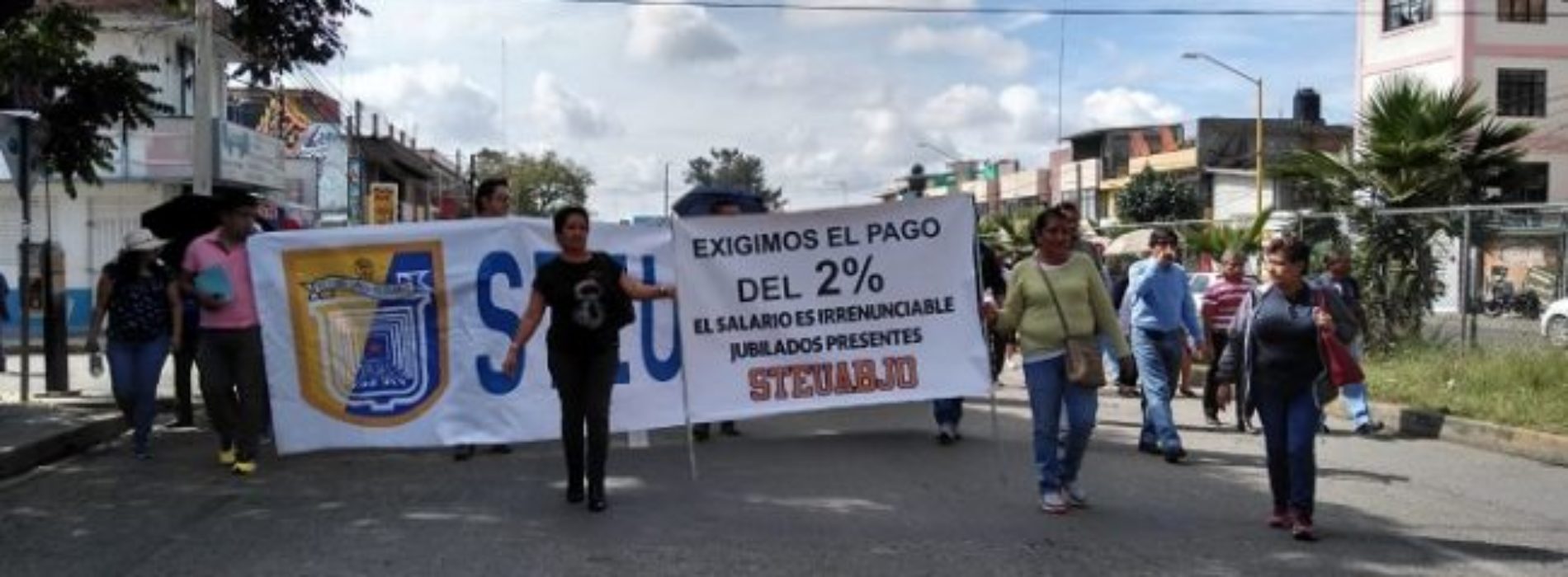 Faltan 3 días para estallar huelga en la Uabjo; Rector se
niega a pagar adeudo: Steuabjo