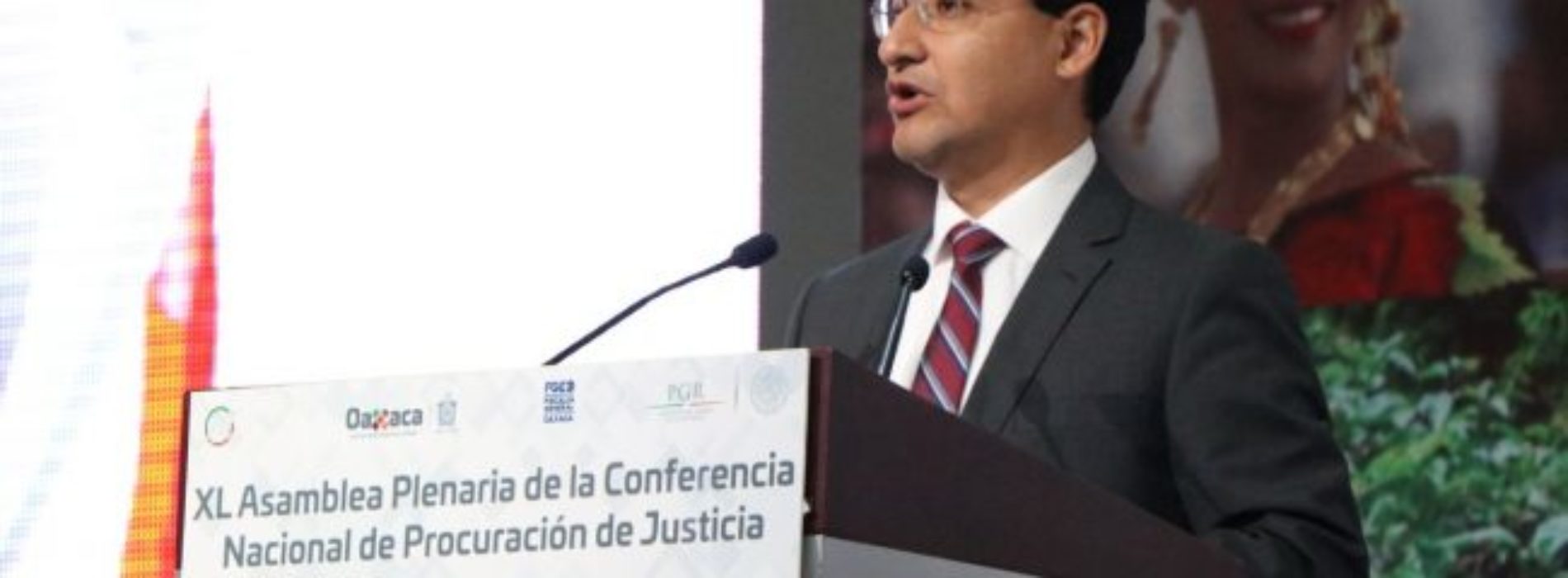 Trabajo coordinado entre Fiscales del País, permitirá
cumplir retos en materia de justicia: RVM
