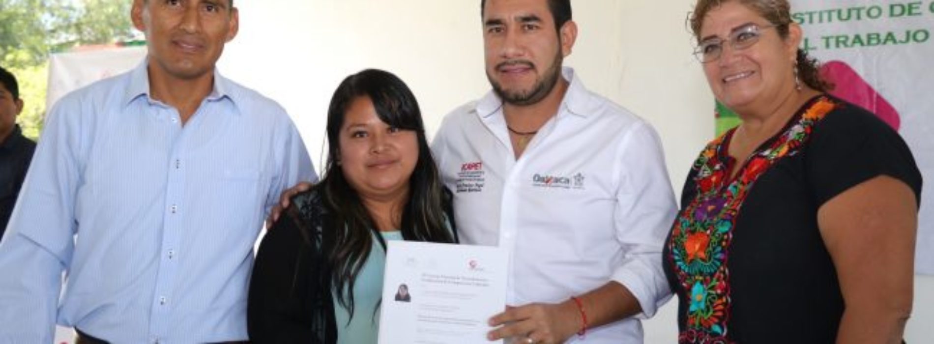 En Matatlán Icapet impulsa la capacitación y certificación
de competencias laborales