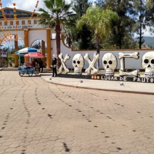 Panteones más visitados por turistas durante temporada de
muertos