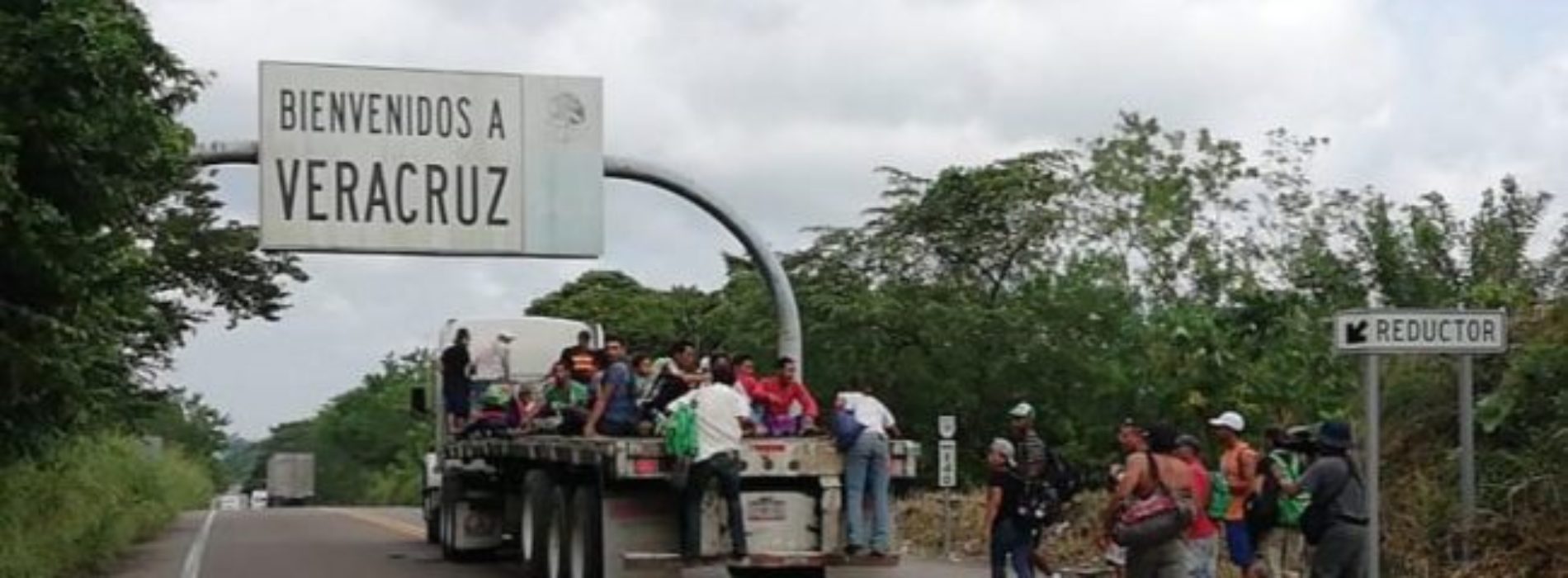 Por miedo, se va caravana directo a Veracruz y abandona
Oaxaca