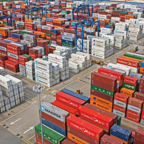 Exportaciones chinas concluyen 2019 con avances, pese a guerra comercial con EU