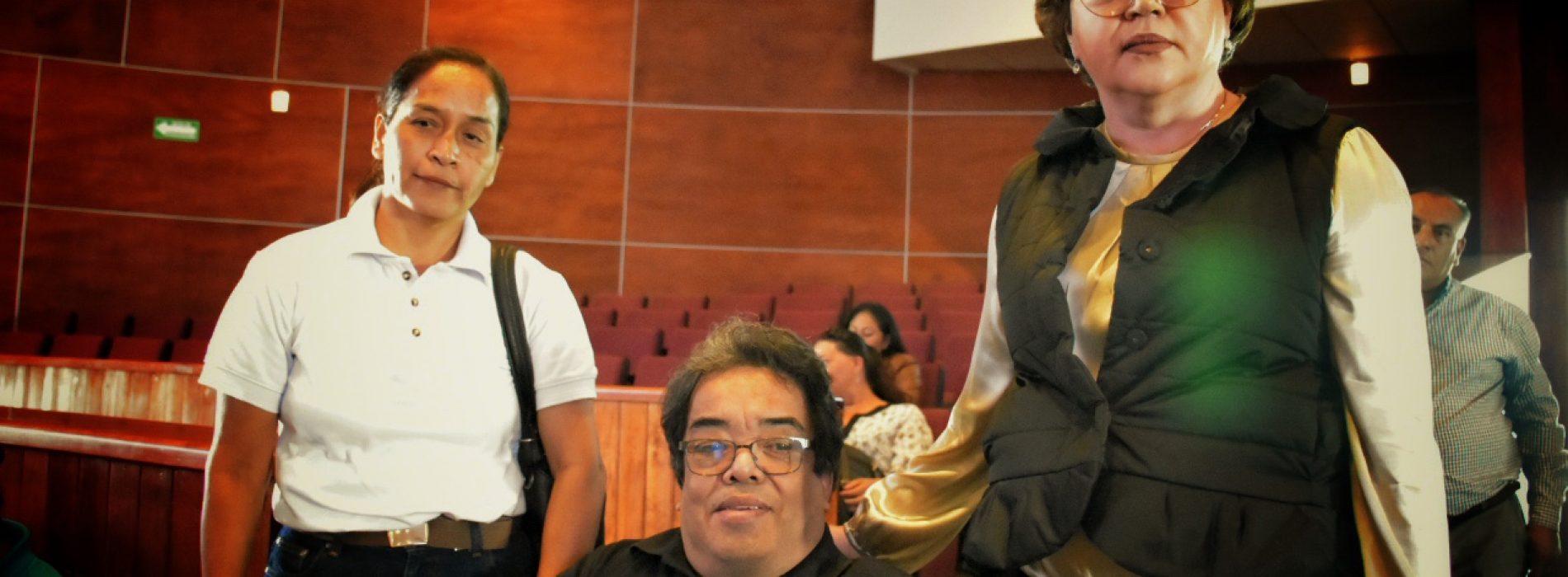 Propone Aurora López Acevedo iniciativa para establecer el 25 de octubre, como Día Estatal de las Personas de Talla Baja para combatir la discriminación hacia este sector