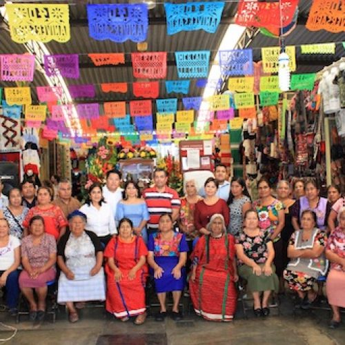 Concluye Ayuntamiento citadino festejos por aniversario del Mercado de Artesanías