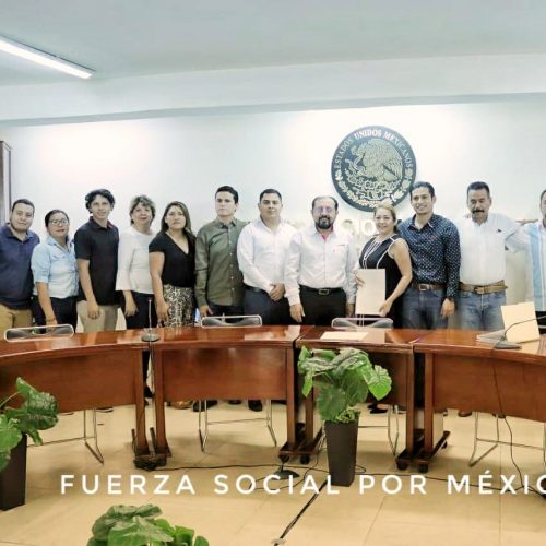 INE entrega acta de certificación de asamblea a FSXM en Chiapas.