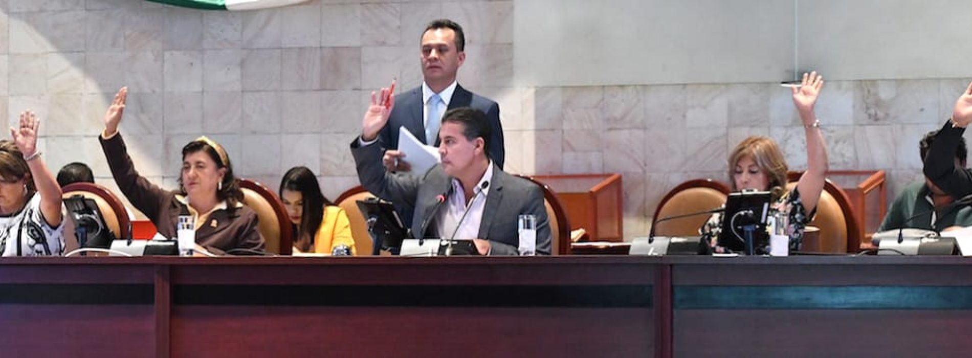 Congreso Local pide investigar presuntos desvíos de recursos en Icapet y BanOaxaca