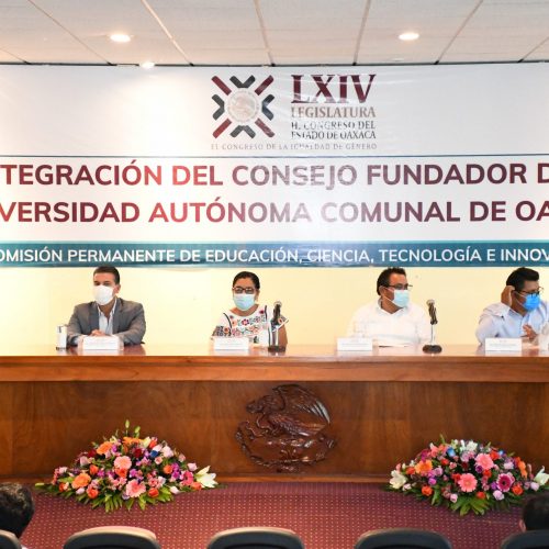 Integra Congreso Consejo Fundador de la Universidad Autónoma Comunal de Oaxaca