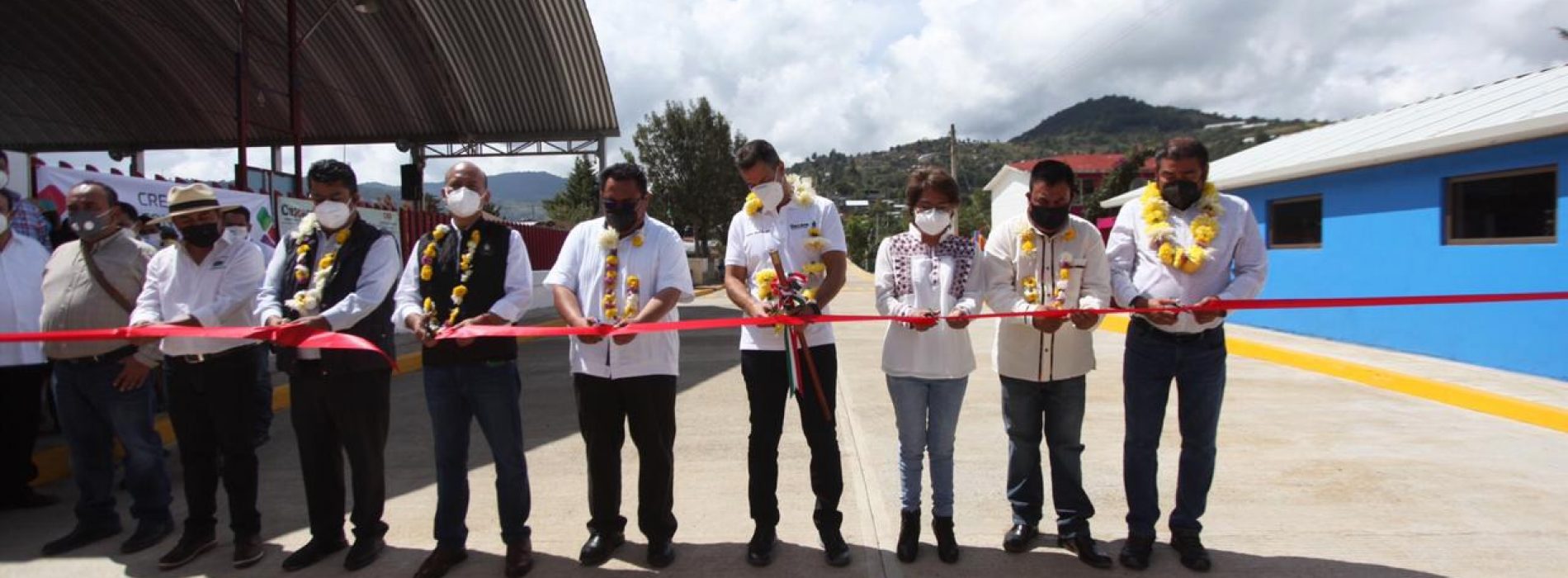 Inaugura AMH obras de infraestructura social en la Sierra Norte