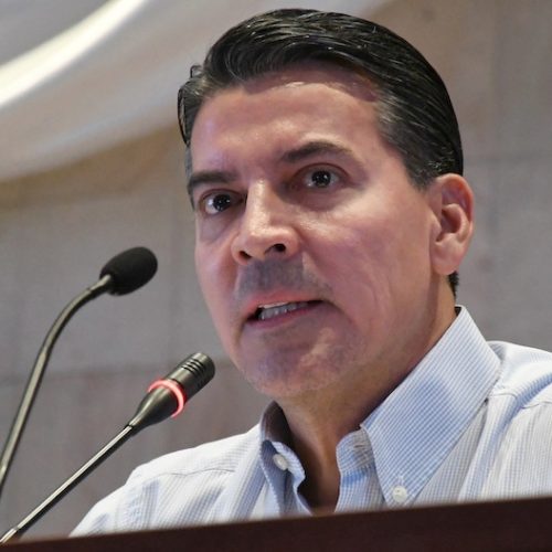 Mujeres indígenas, prioridad para el Congreso: Diputado Jorge Villacaña