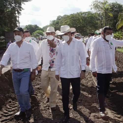 Reafirma Alejandro Murat compromiso del Gobierno de Oaxaca para el desarrollo de la Cuenca