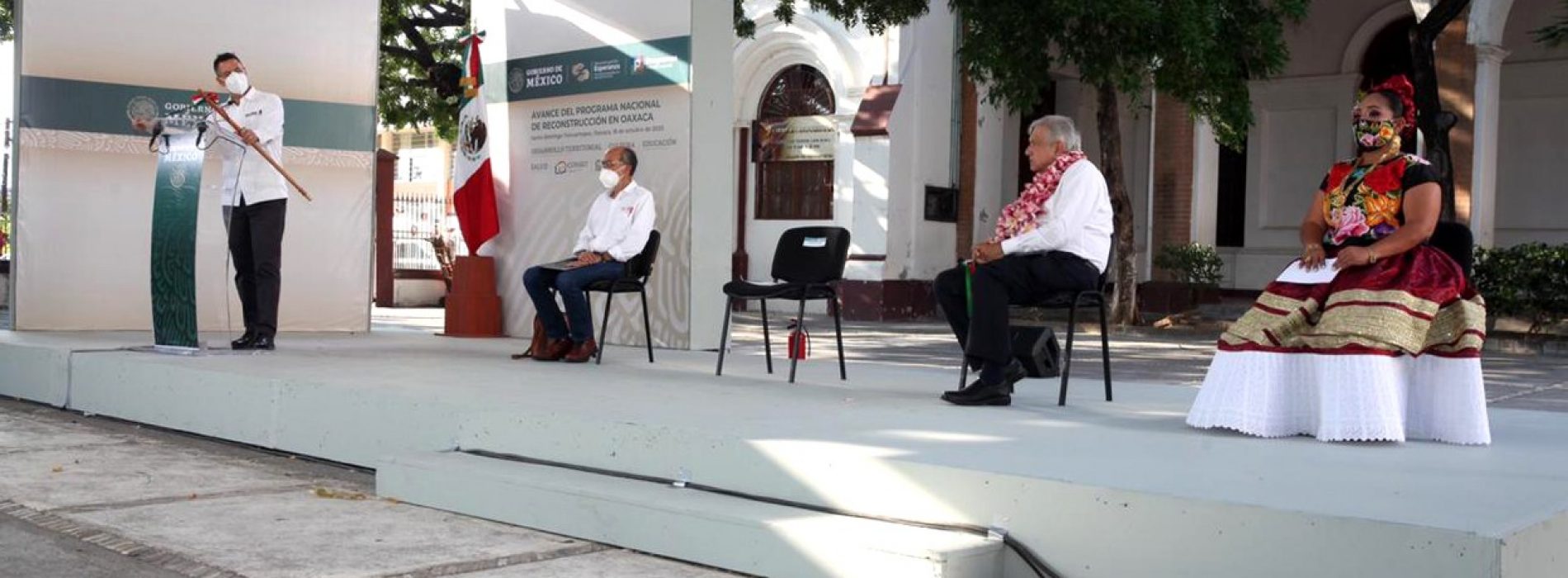 En gira por el Istmo, Murat Hinojosa y López Obrador reafirman compromiso con el trabajo en unidad