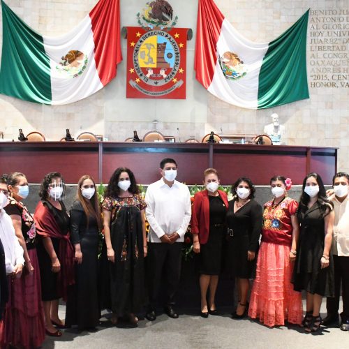 En unidad presenta Grupo Parlamentario de morena segundo informe de resultados legislativos  por Oaxaca