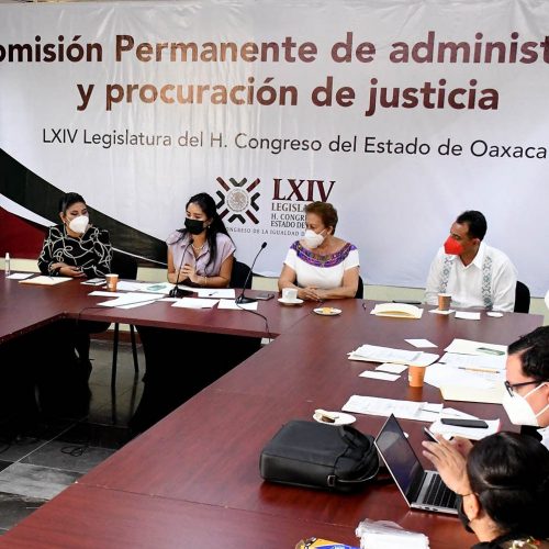 Comparecen aspirantes a integrar tribunales Superior y de Justicia Administrativa de Oaxaca