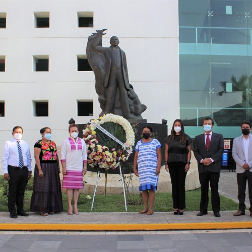 Conmemora Congreso de Oaxaca, natalicio de Benito Juárez
