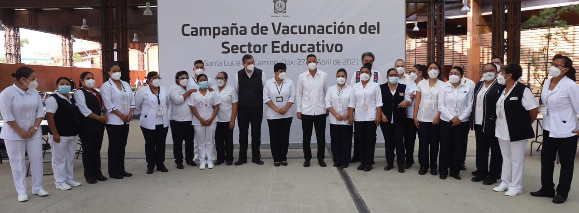 Supervisa AMH inicio de vacunación al personal educativo de Oaxaca