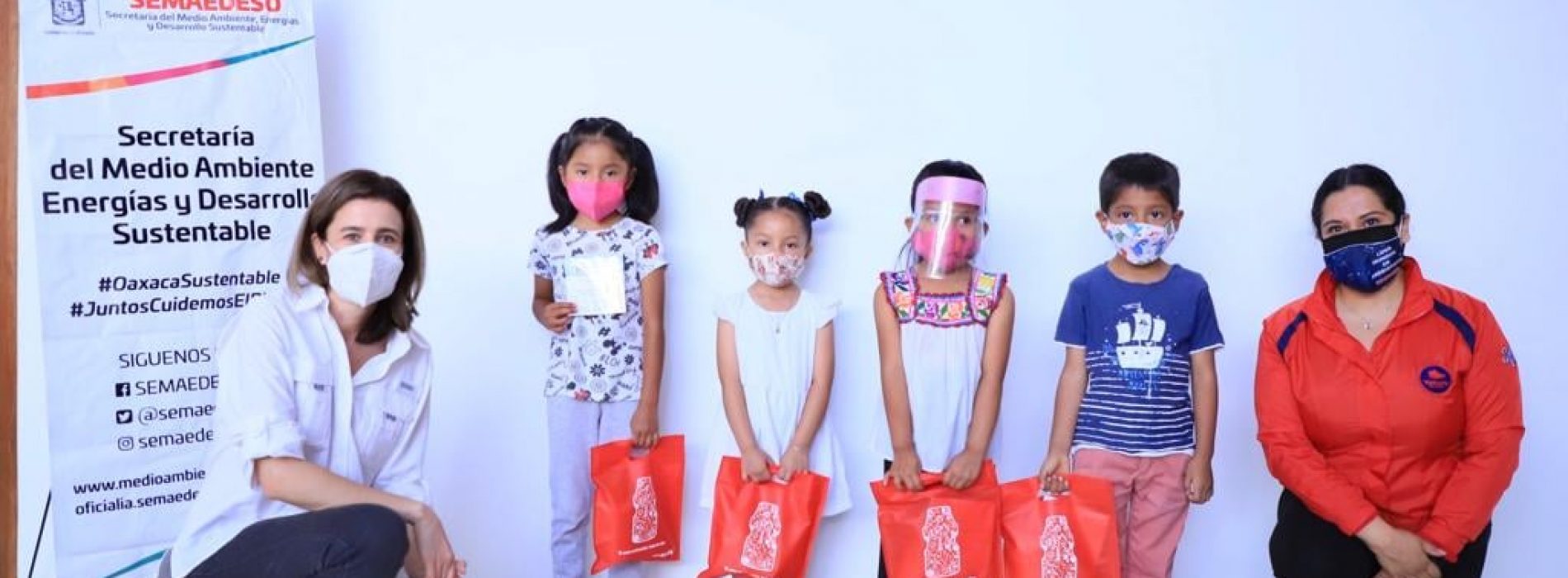 Premia Semaedeso a niñas y niños por  creación de papalotes alusivos a aves