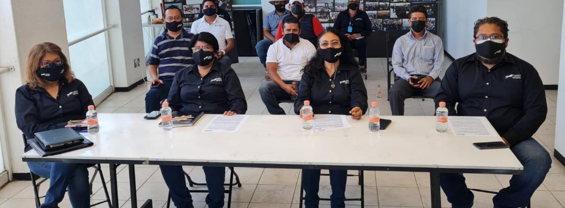 Aprueban en Oaxaca prórroga de mandato del Comité Ejecutivo del sindicato de trabajadores de los poderes del estado: Trabajadores de base pertenecientes al grupo Fuerza Negra acusan ilegalidad