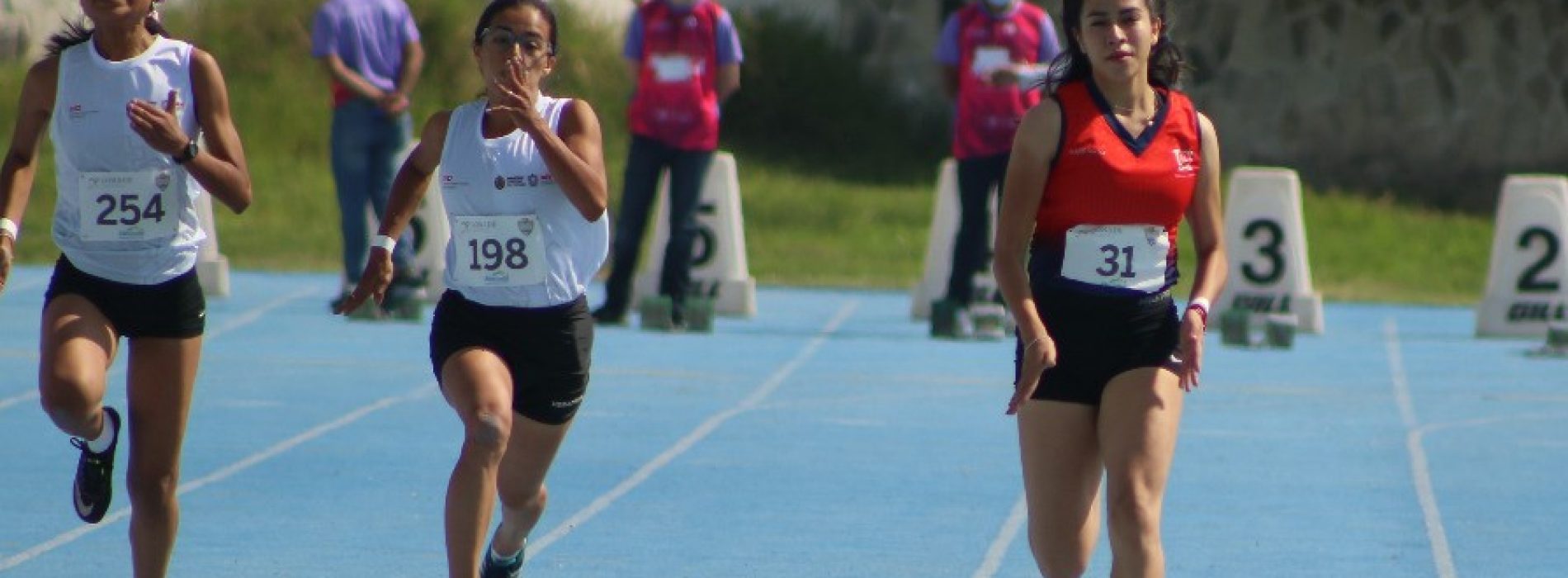 En el primer día del Macro Regional de atletismo Oaxaca clasifica a cuatro atletas a Juegos Nacionales