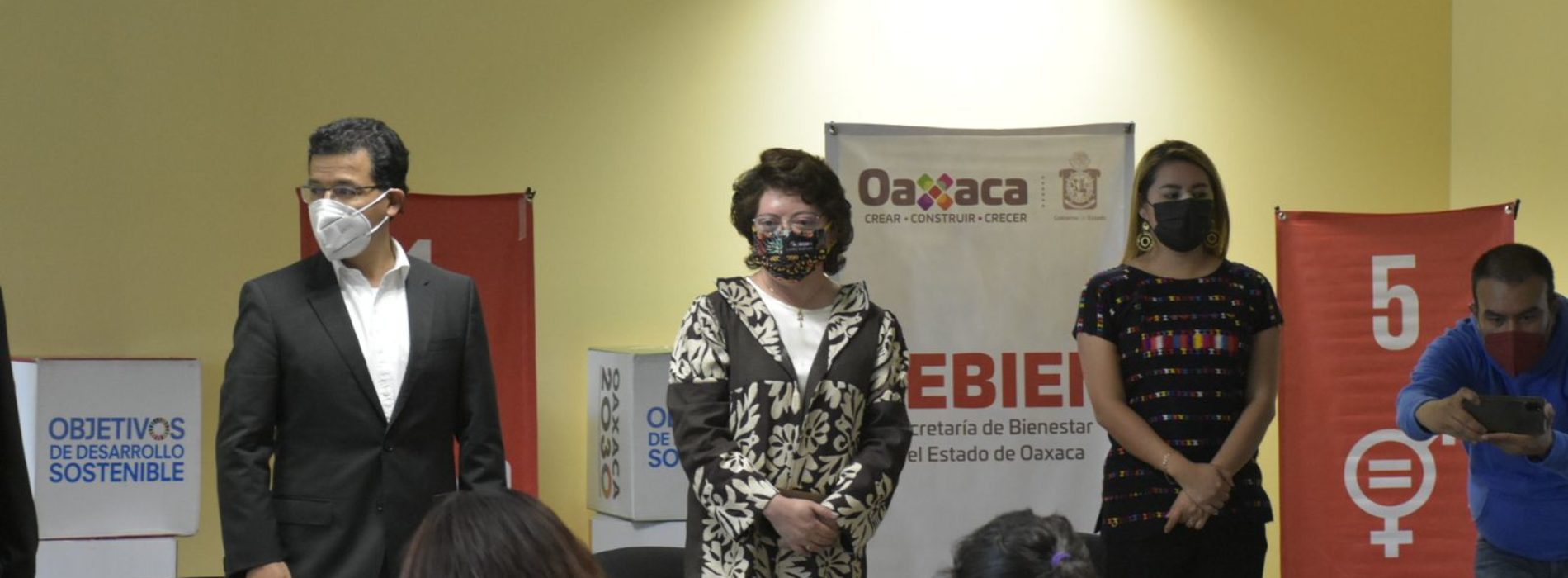 La economía de grupos de mujeres en Oaxaca es prioridad: Aurora López Acevedo