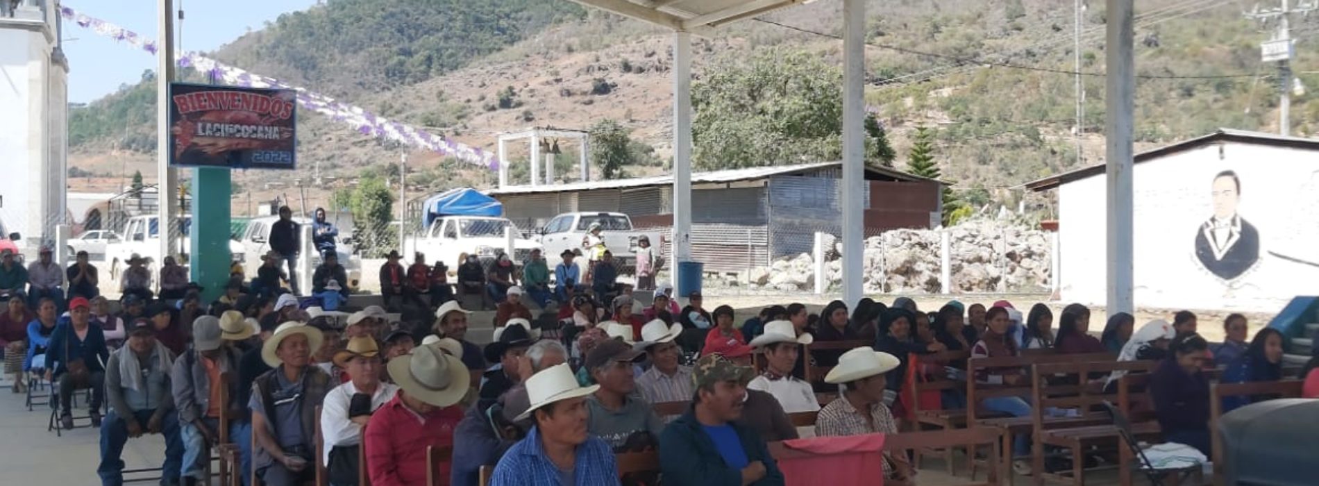 San Pedro y San Pablo Ayutla,  Mixe, aplauden proyecto de mejorar Oaxaca con Mauricio Cruz Vargas