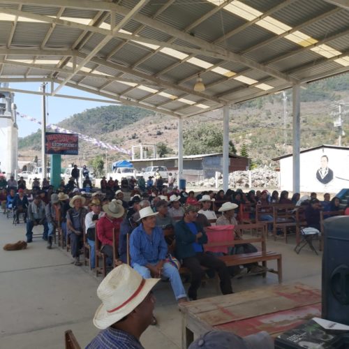 San Pedro y San Pablo Ayutla,  Mixe, aplauden proyecto de mejorar Oaxaca con Mauricio Cruz Vargas