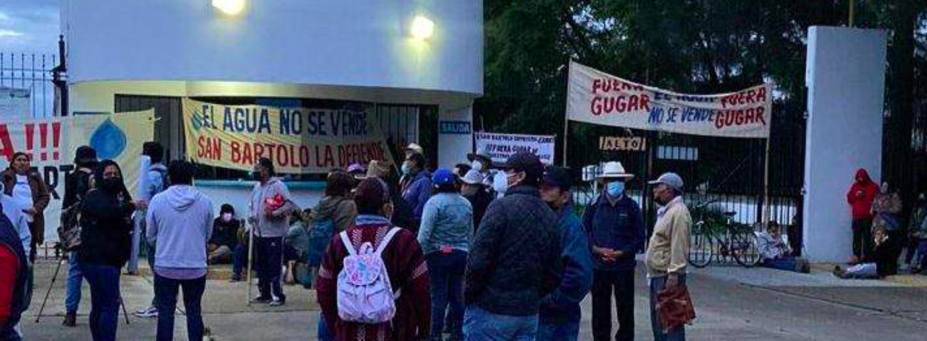 Toman instalaciones de la empresa Gugar ubicadas en San Bartolo Coyotepec.