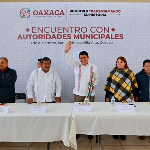 Refrenda Gobierno de Oaxaca compromiso con autoridades de la Sierra Norte