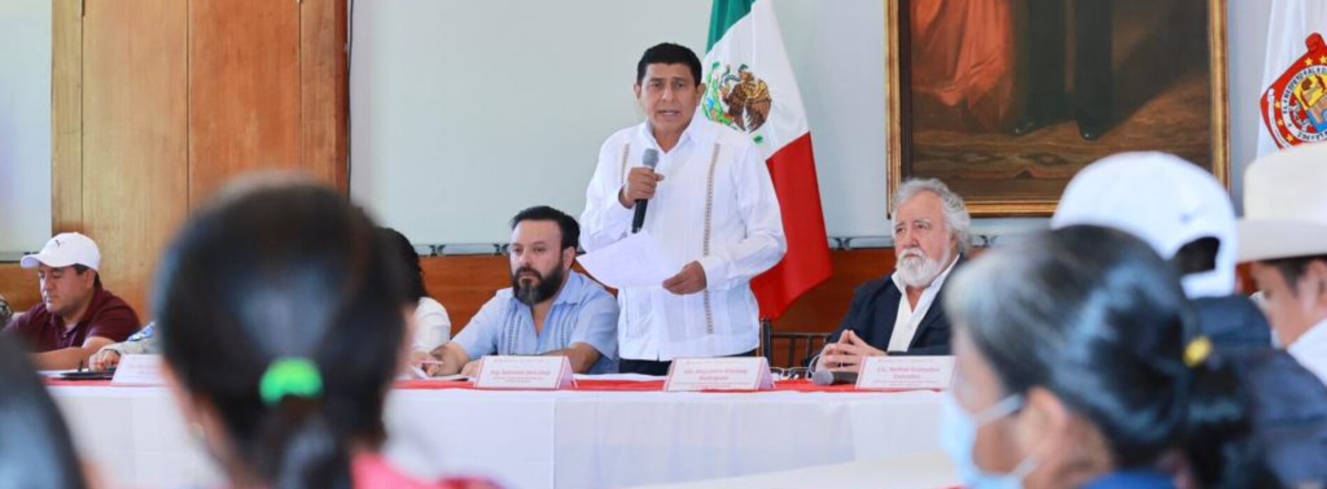 Acuerdan Gobierno de Oaxaca, MULTI y MULT, inicio de proceso para retorno de desplazados a Tierra Blanca