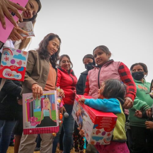 Alegría e ilusión se vive este “Día de Reyes” con la entrega de juguetes por parte del DIF Oaxaca