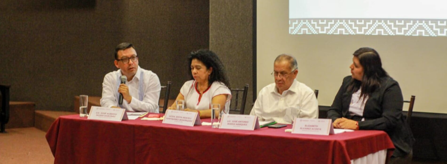 Gobierno de Oaxaca y Federación garantizarán la seguridad social a periodistas independientes