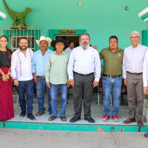 Mantiene Gobierno Federal y Estatal diálogo con pobladores de San Vicente Coatlán