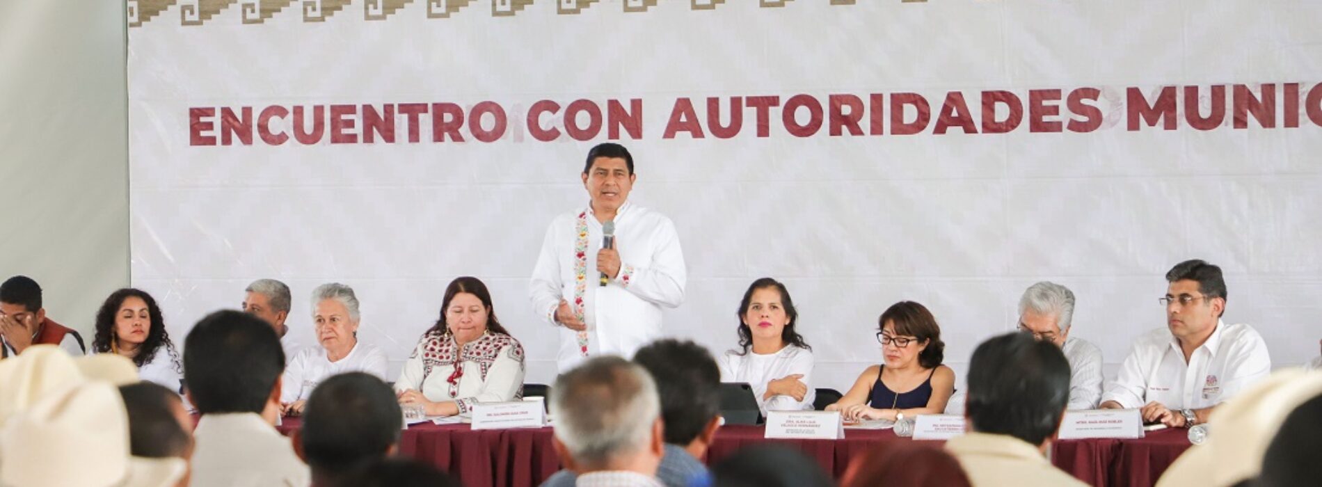 Priorizaremos obras encaminadas al desarrollo y bienestar de Oaxaca: Salomón Jara Cruz