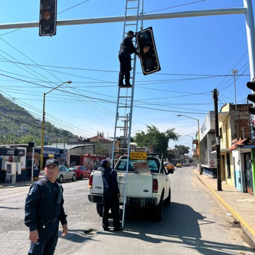 Avanza rehabilitación del Sistema de Semaforización en la Zona Metropolitana de Oaxaca