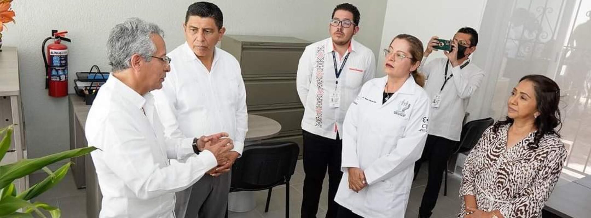 Inauguran Gobernador Salomón Jara y Poder Judicial Laboratorio de Genética Molecular, primero en su tipo en el país
