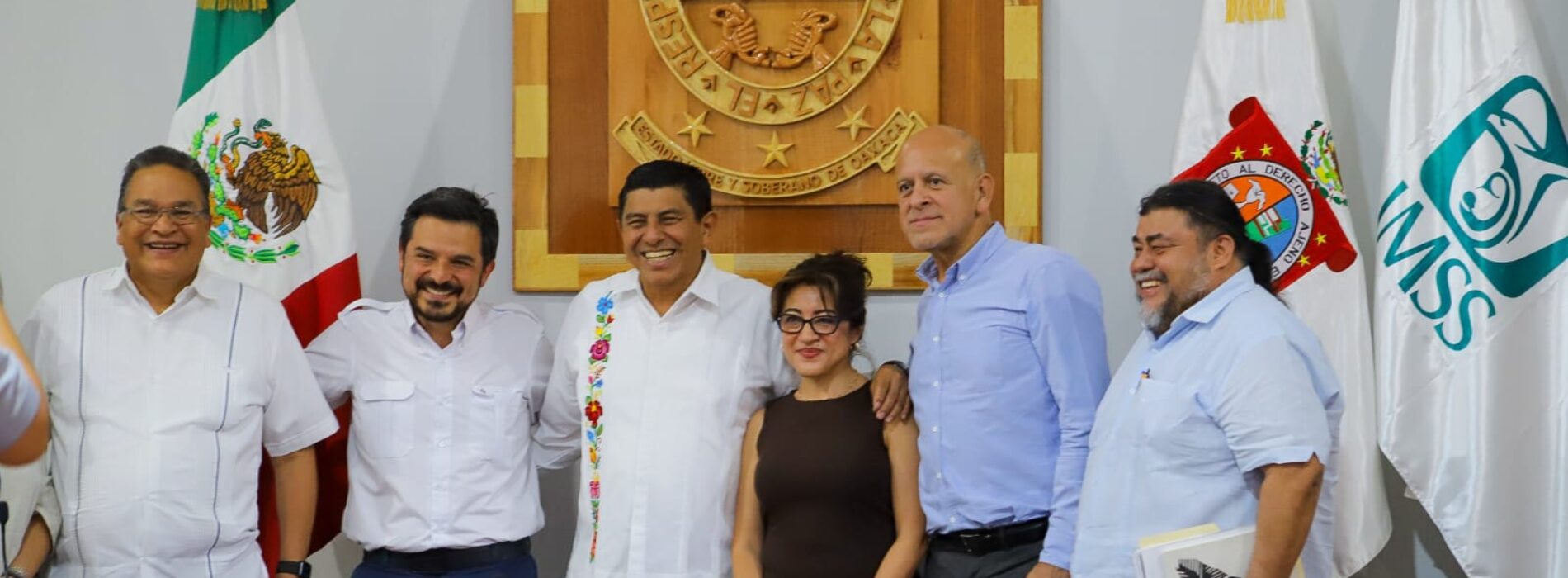 Revisan Salomón Jara y Zoé Robledo avances para integrar Servicios de Salud de Oaxaca a OPD IMSS-Bienestar