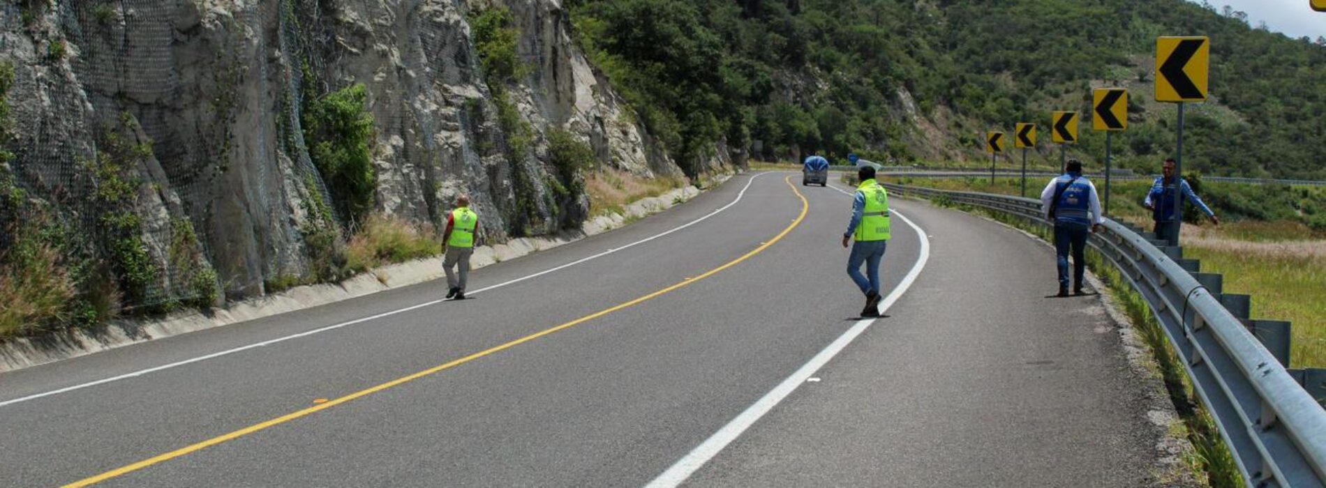 Supervisa Protección Civil carretera Mitla-Tehuantepec para su evaluación y factibilidad