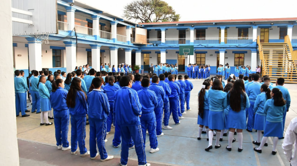 Regreso a Clases en Oaxaca: Más de 835 mil Estudiantes Retoman ...