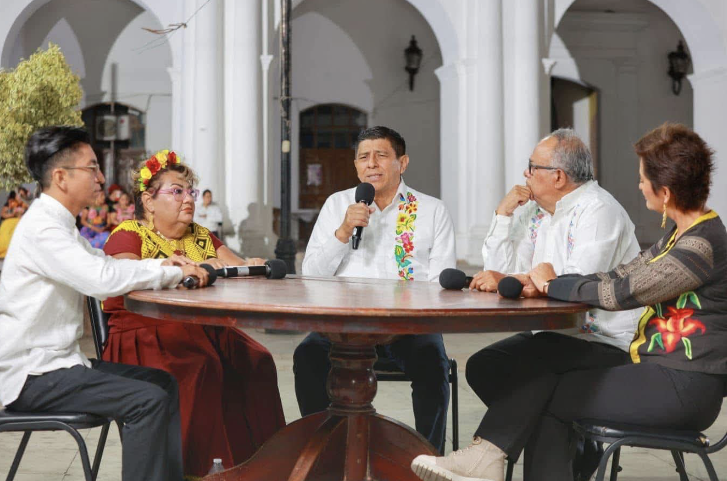 Gobierno de Oaxaca reconoce labor de periodistas en el Día de la ...